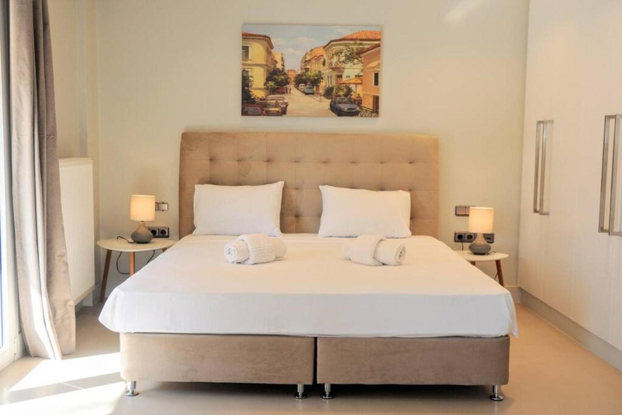Luxurious Minimal Apartment In Acropolis Athén Kültér fotó