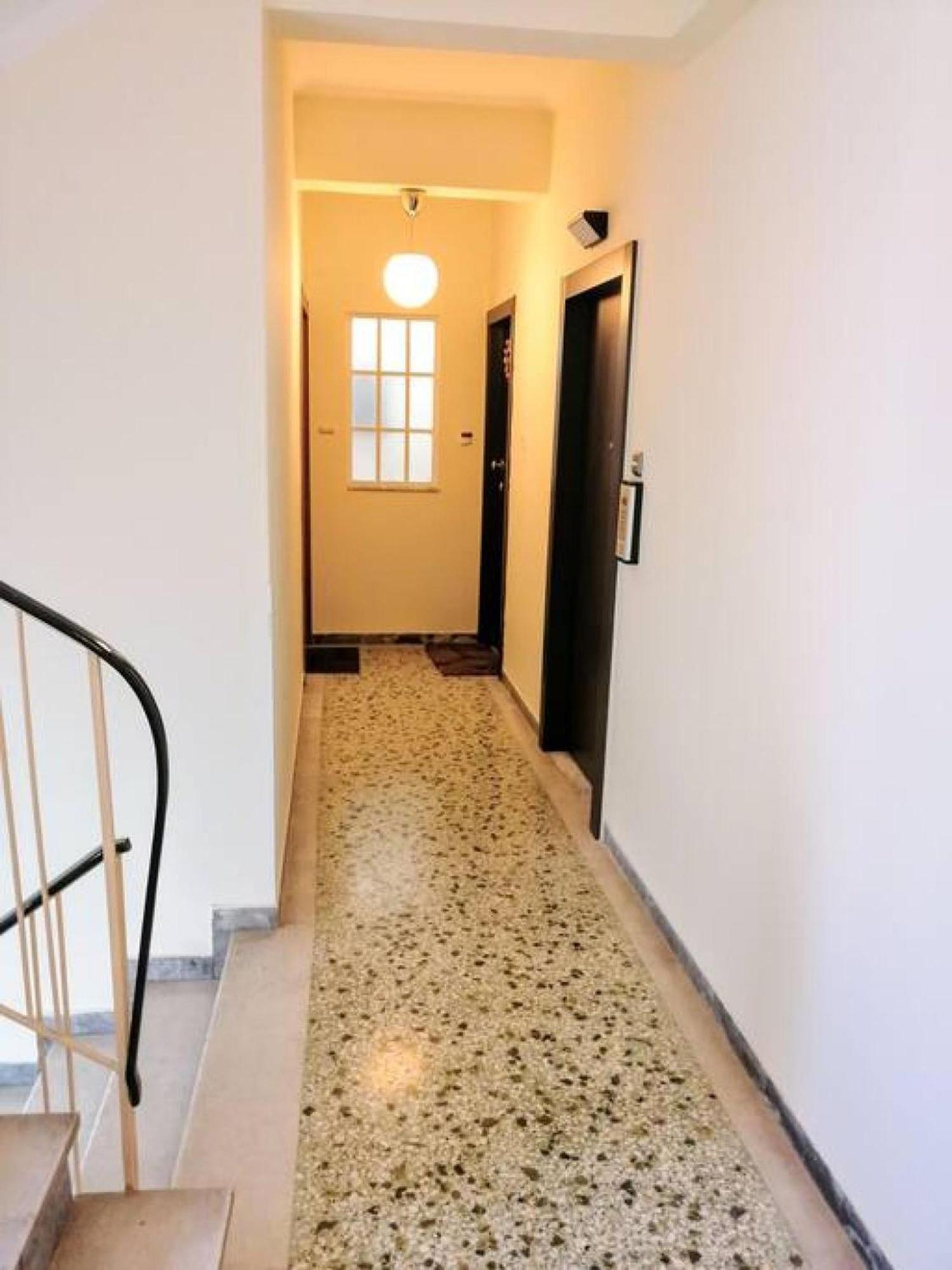 Luxurious Minimal Apartment In Acropolis Athén Kültér fotó